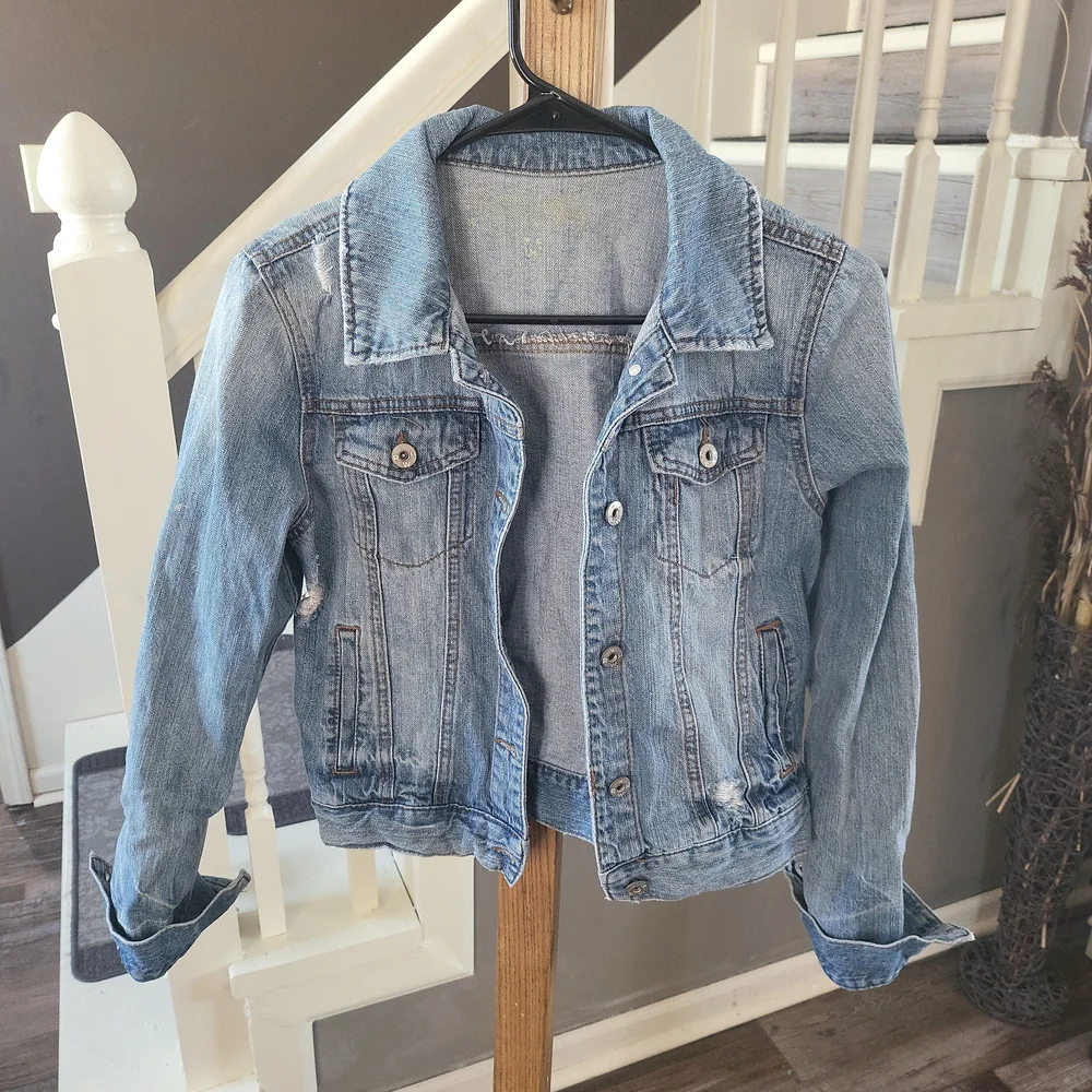 Jean jacket size medium - Picture 1 of 5
